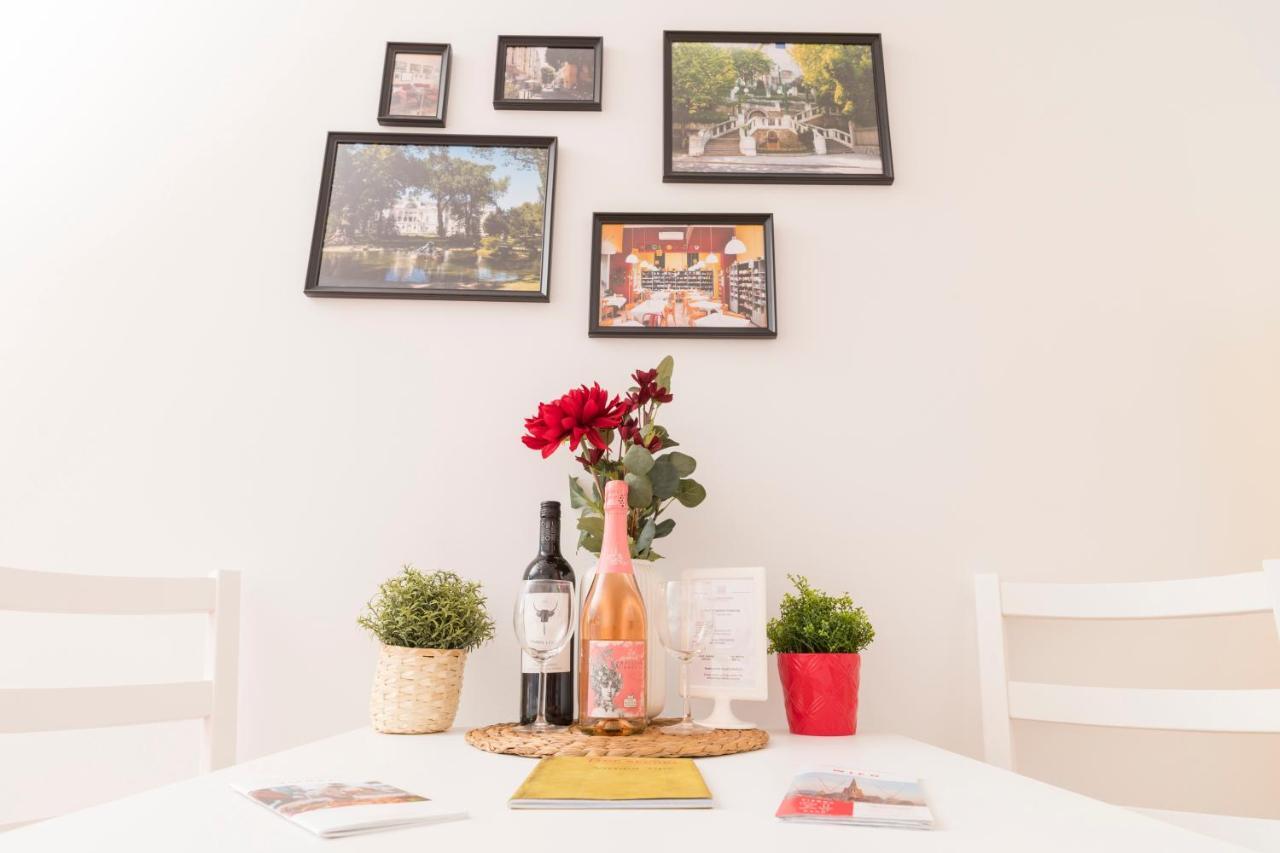 Red Monkey Vienna Apartment Extérieur photo