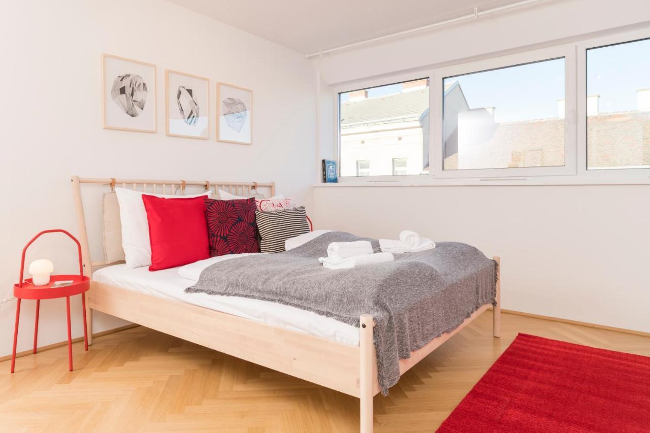 Red Monkey Vienna Apartment Extérieur photo
