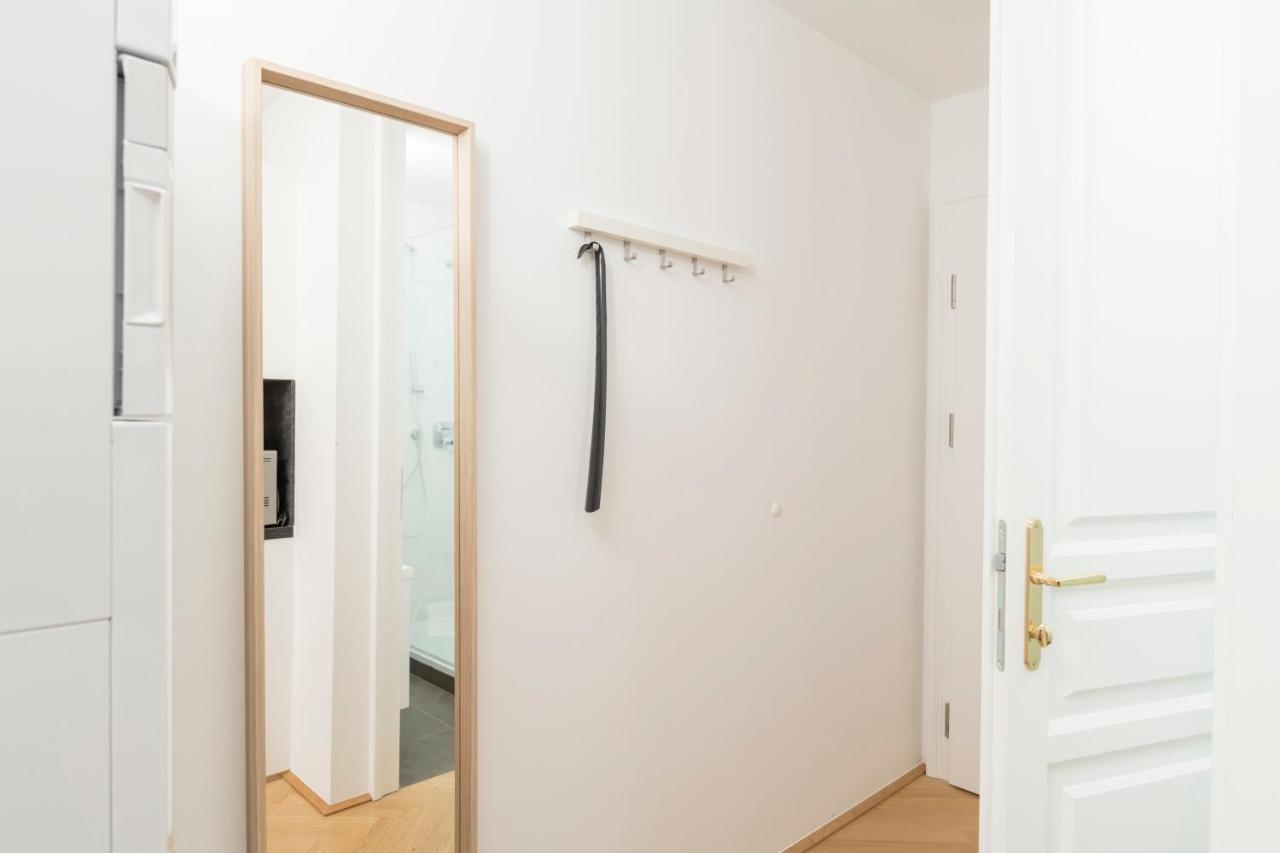 Red Monkey Vienna Apartment Extérieur photo